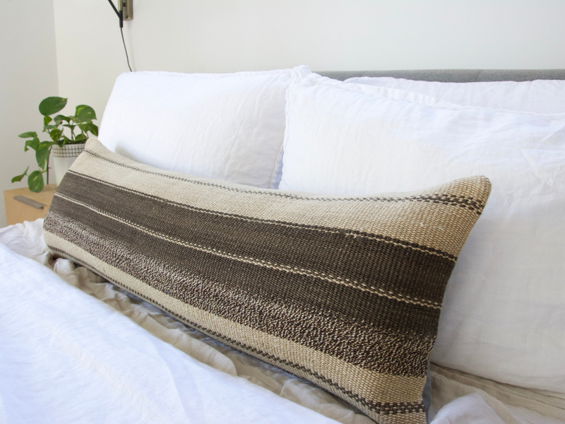 DIY Extra Long Lumbar Pillow From A Throw