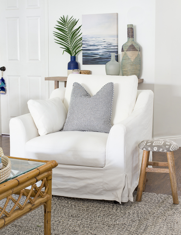 Roundup: The Classic White Armchair