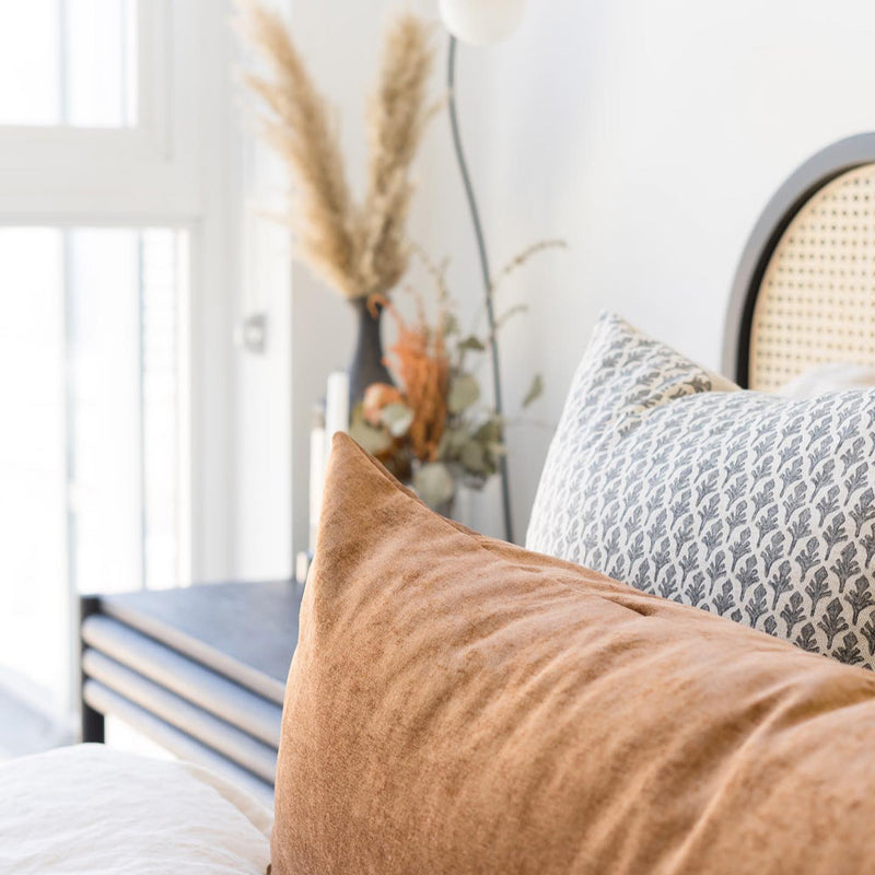 7 Ways to Style an Extra Long Lumbar Pillow – Homies