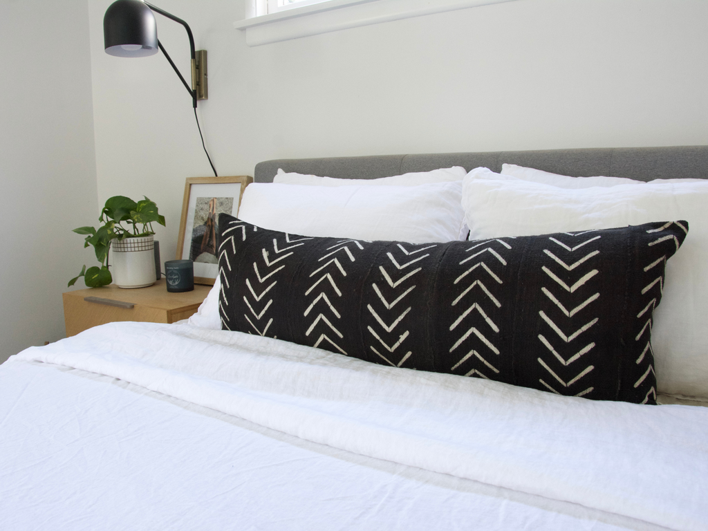 7 Ways to Style an Extra Long Lumbar Pillow – Homies