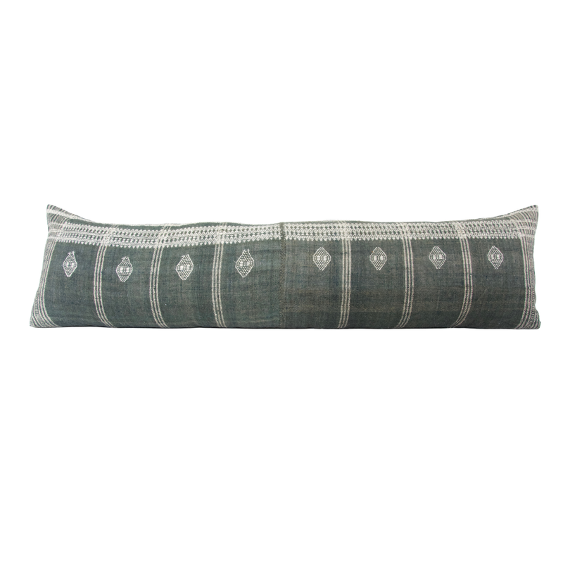 Leela Vintage Bhujodi pillow