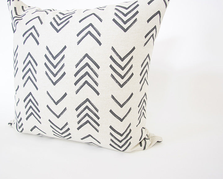 Printed Chevron - Black + Off White Accent Pillow Case - 22x22